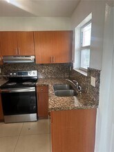 16800 NE 4th Ct in North Miami Beach, FL - Building Photo - Building Photo