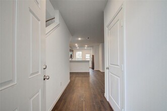 10123 Clearwick St in Houston, TX - Building Photo - Building Photo