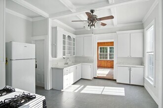 216 Lowell St in Peabody, MA - Building Photo - Building Photo