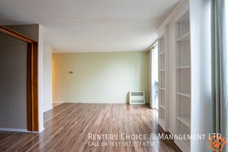 Convenient Apartment with First Responder/ in Lethbridge, AB - Building Photo - Building Photo