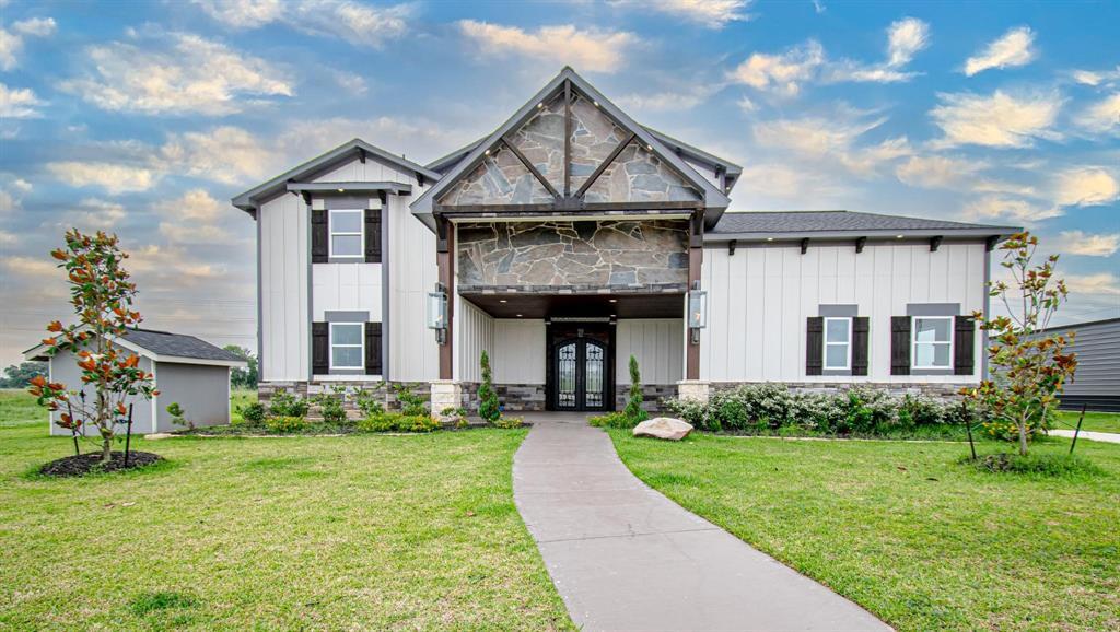 526 Angus Trail in Angleton, TX - Building Photo