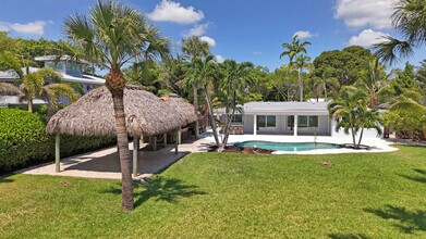 930 S Lakeside Dr in Lake Worth Beach, FL - Building Photo - Building Photo
