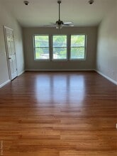 2064 Main St in Cortlandt Manor, NY - Building Photo - Building Photo