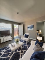 611 N Olive St in Anaheim, CA - Building Photo