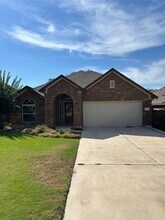 1421 Morning View Rd in Andice, TX - Building Photo - Building Photo