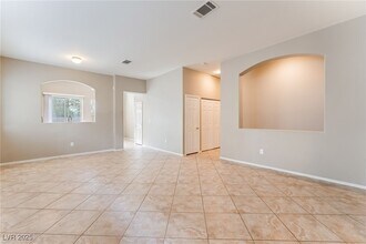 912 Siena Hills Ln in Las Vegas, NV - Building Photo - Building Photo