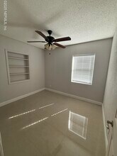 4037 Bunnell Dr in Jacksonville, FL - Building Photo - Building Photo
