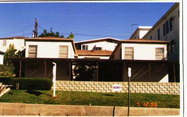 10910-10918 Rochester Ave in Los Angeles, CA - Building Photo