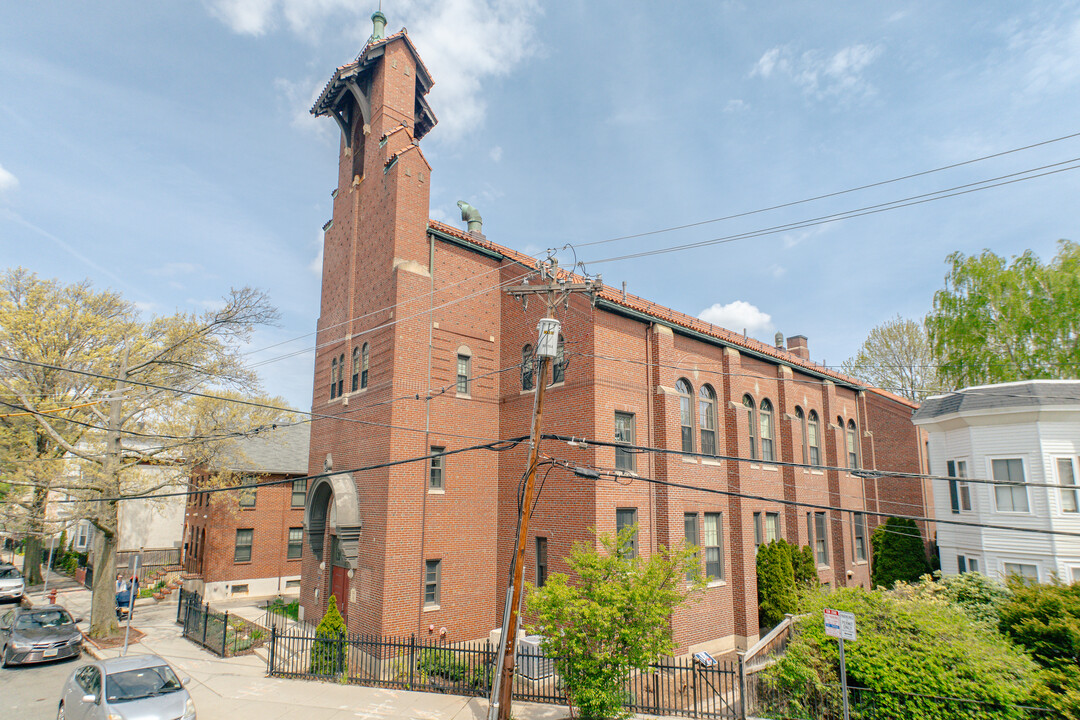 Windsor Street Condominiums in Cambridge, MA - Building Photo