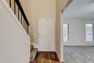 816 N Briarcliff Dr in Oklahoma City, OK - Building Photo - Building Photo