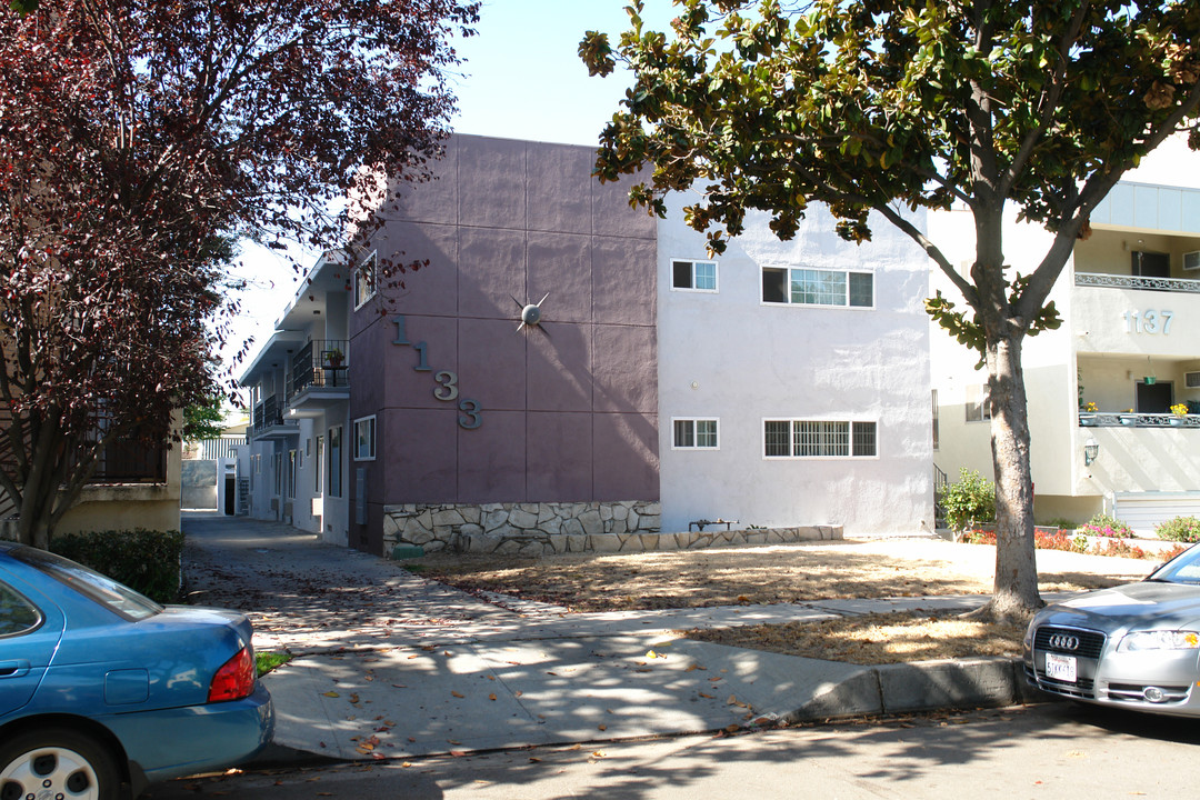 1133 Campbell St in Glendale, CA - Building Photo