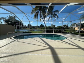 7025 Leopardi Ct in Naples, FL - Building Photo - Building Photo