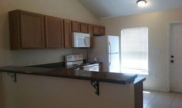6099 W Forrest St in Bay St. Louis, MS - Building Photo - Building Photo