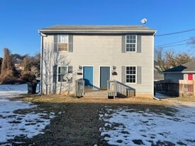 1215 Moorman Ave NW in Roanoke, VA - Building Photo