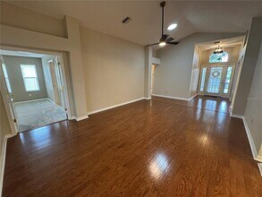 436 Kingston Way in the Villages, FL - Building Photo - Building Photo