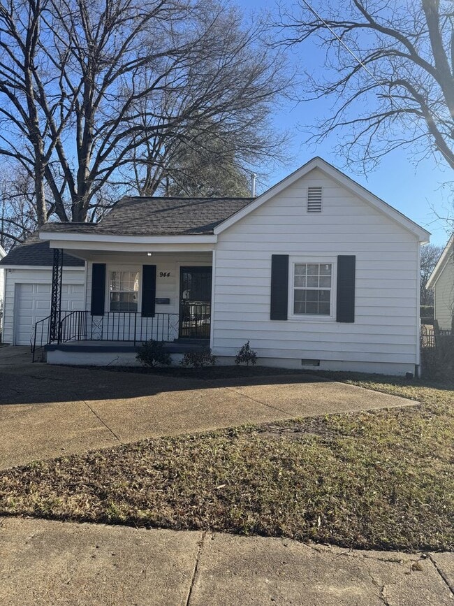 property at 944 Semmes St