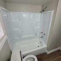 6810 Bleker St photo'