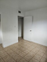 1043 30th St NW in Winter Haven, FL - Building Photo - Building Photo