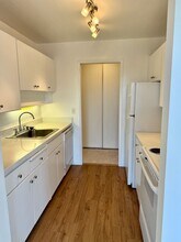 7 Commodore Dr in Emeryville, CA - Building Photo - Building Photo