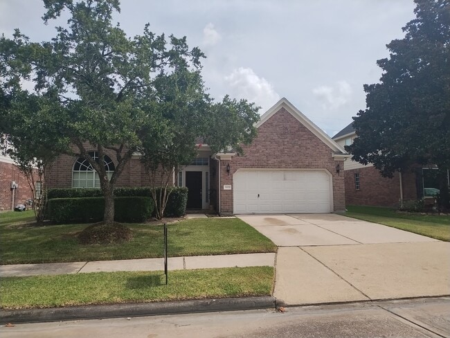 property at 11111 Sprucedale Ct