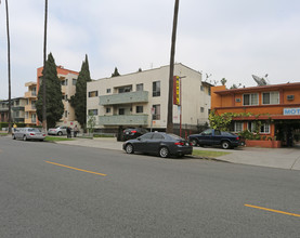 514 S Mariposa Ave in Los Angeles, CA - Building Photo - Building Photo