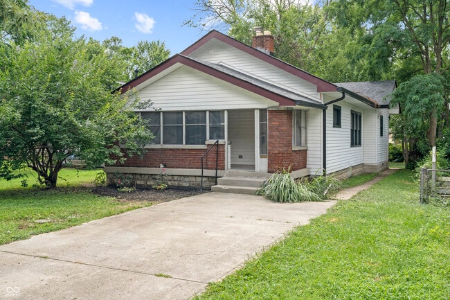 property at 5845 Julian Ave