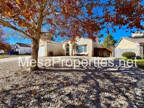 13156 Bennington Dr in Victorville, CA - Building Photo - Building Photo