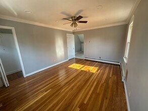 6 Kelly Pkwy in Bayonne, NJ - Building Photo - Building Photo