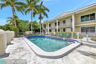4525 NE 21st Ave in Fort Lauderdale, FL - Building Photo - Building Photo