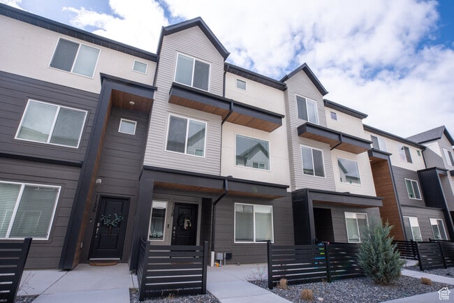 property at 1128 W 340 S