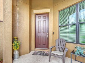 911 La Terraza Lane in Kissimmee, FL - Building Photo - Building Photo