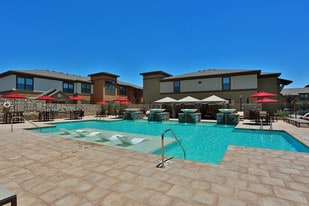 Avalon West in El Paso, TX - Building Photo