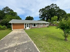 114 Jackson St in Wetumpka, AL - Building Photo