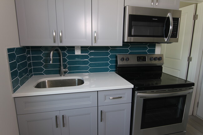 3945 Baring St, Unit 2nd Floor - B