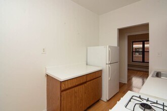 822 W Waveland Ave in Chicago, IL - Building Photo - Building Photo