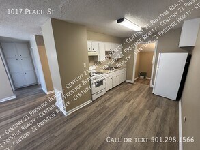 1017 Peach St in Jacksonville, AR - Building Photo - Building Photo