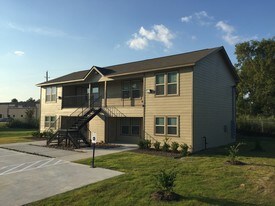 2504-2512 S Houston Ave in Humble, TX - Building Photo