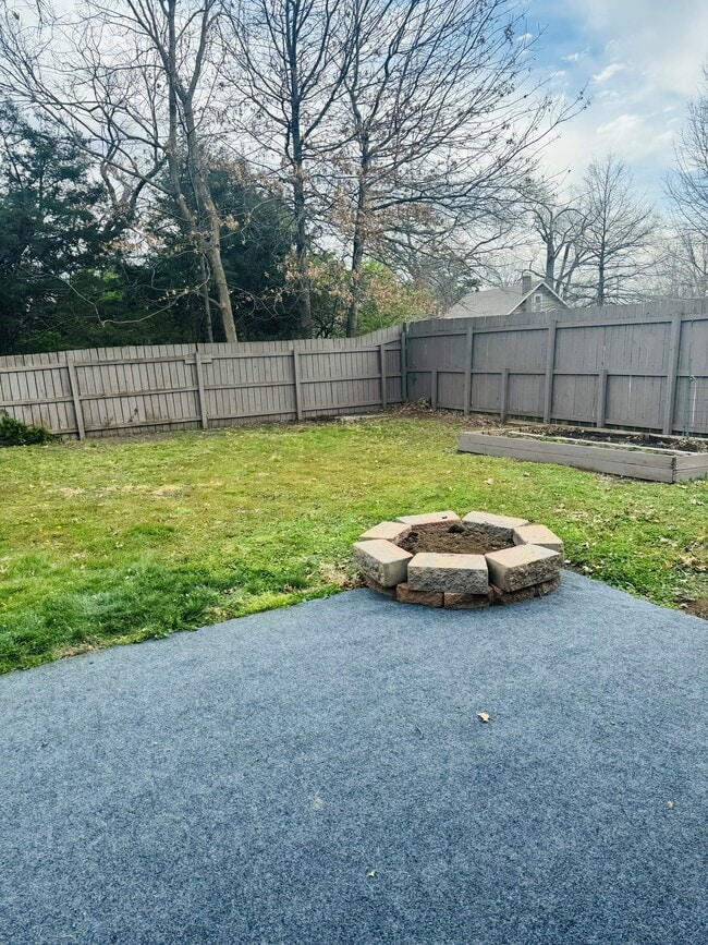 2246 Tennessee St in Lawrence, KS - Building Photo - Building Photo