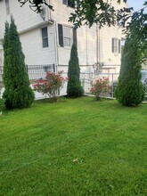 197 Burnsford Ave, Unit 2nd floor in Bridgeport, CT - Building Photo - Building Photo