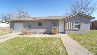 415 Glenn Dr in Weatherford, TX - Building Photo