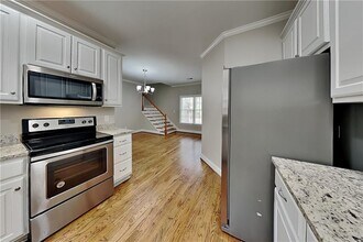 2272 Camden Dr SW in Marietta, GA - Building Photo - Building Photo