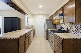 2127 Tampico Dr in Carrollton, TX - Building Photo - Building Photo