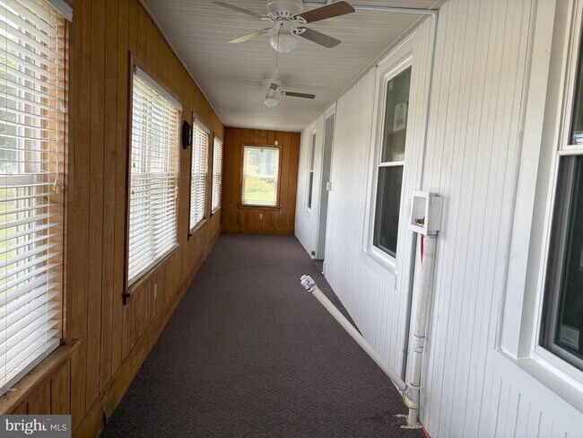 77 Stitzel Ln in Hamburg, PA - Building Photo - Building Photo