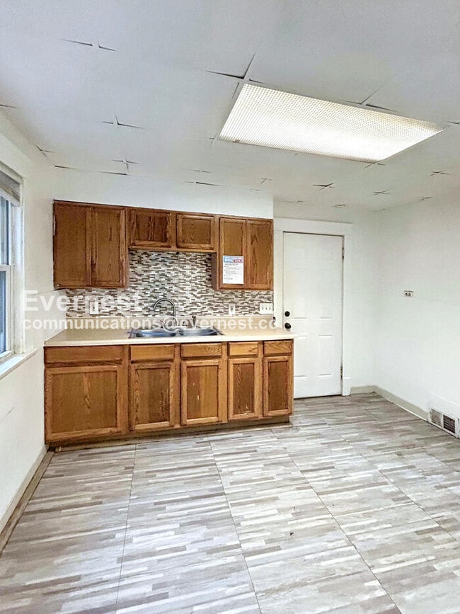 12701 Benham Ave in Cleveland, OH - Building Photo - Building Photo