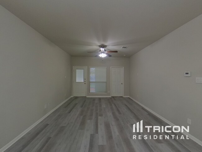 168 Camelot Pl Ct in Conroe, TX - Building Photo - Building Photo