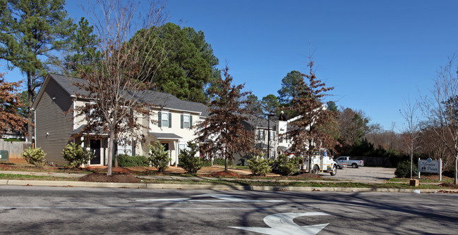 Herndon Pointe in Raleigh, NC - Building Photo - Building Photo