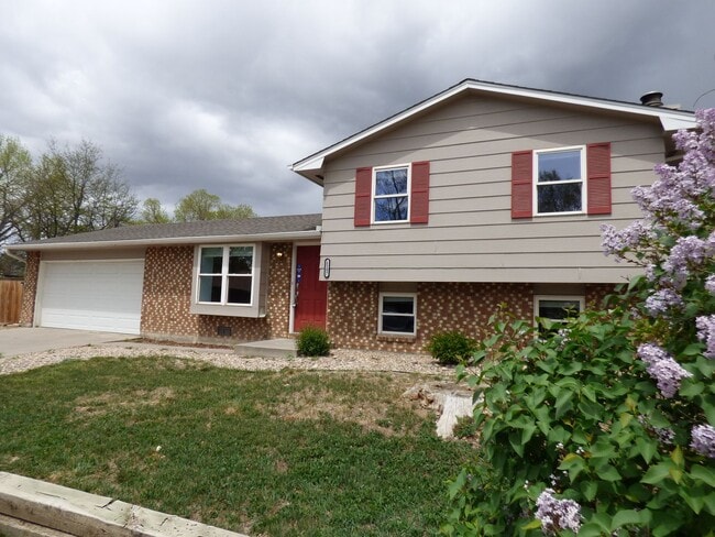 property at 1107 White Elm Dr