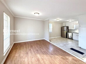 5473 Pine Rd in Pinson, AL - Foto de edificio - Building Photo