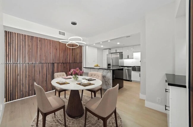 1000 Quayside Terrace, Unit 1909 in Miami, FL - Building Photo - Building Photo
