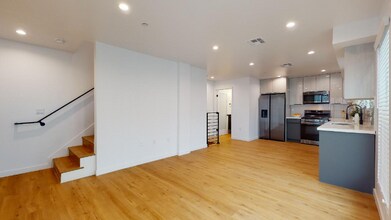 1309 N Harvard Blvd in Los Angeles, CA - Building Photo - Building Photo